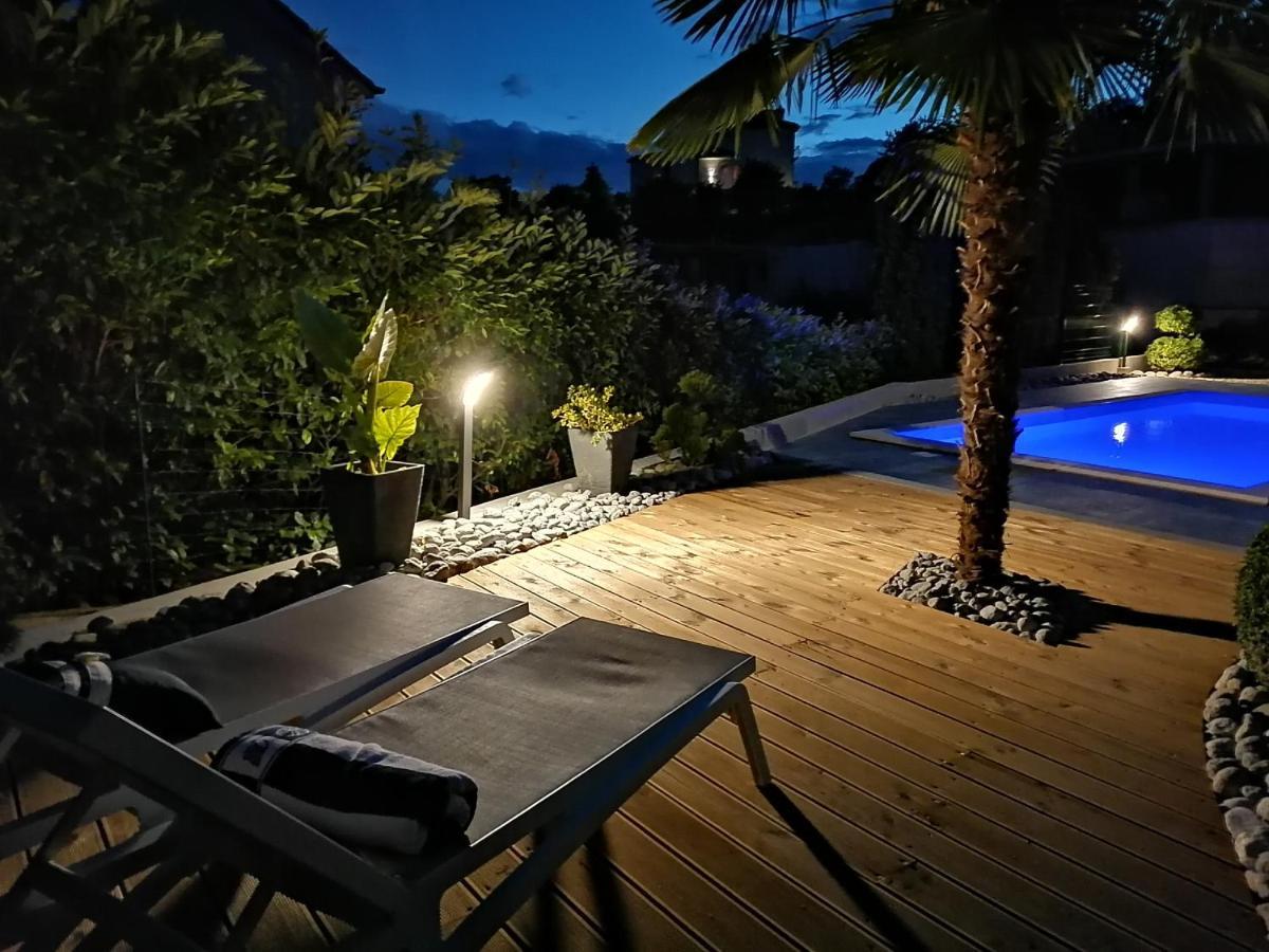 רייקה Lux Villa מראה חיצוני תמונה