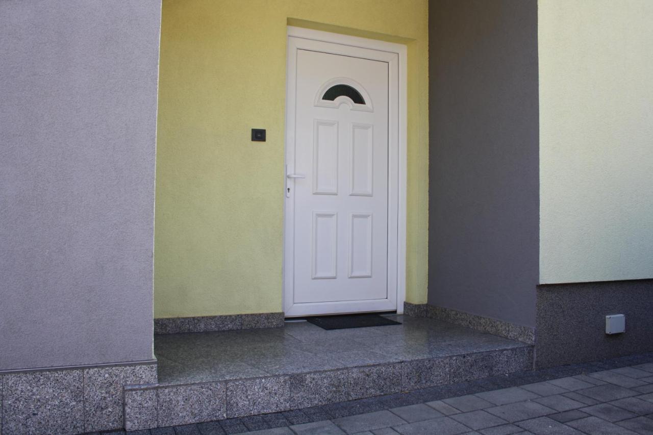 רייקה Lux Villa מראה חיצוני תמונה